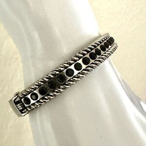 Silver tone black beaded bracelet